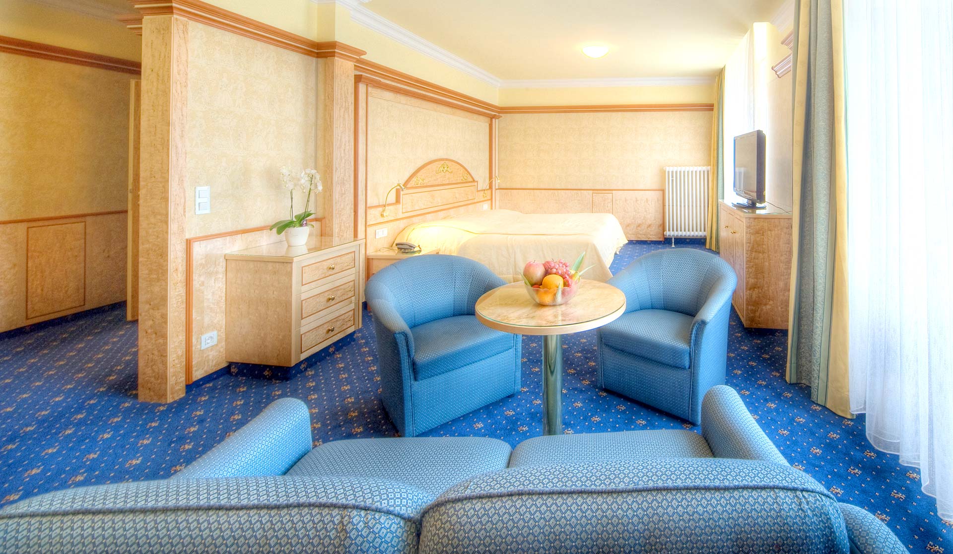 DSC_4567_68_69_70_71HDR-3